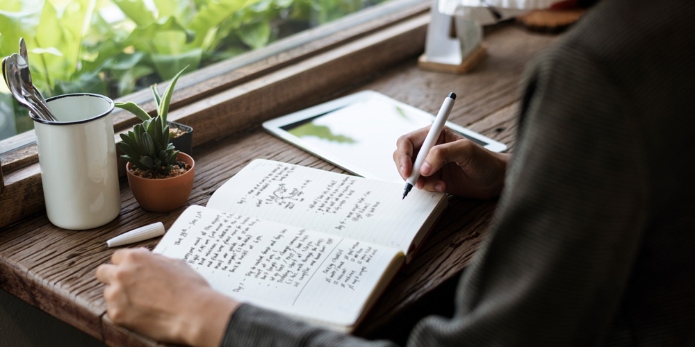 Financial review notes and planning journal